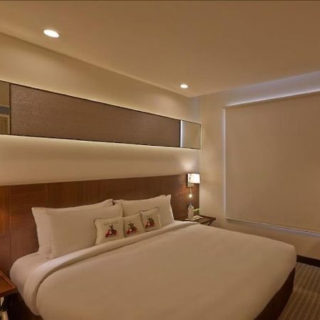 K10 Hotel 巴罗达 外观 照片