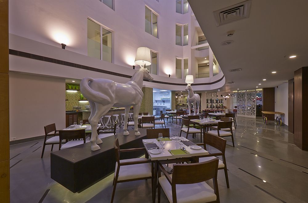 K10 Hotel 巴罗达 外观 照片