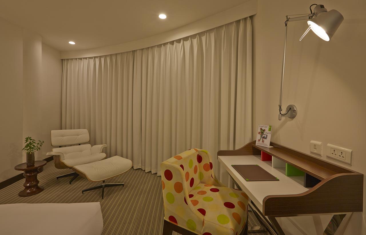 K10 Hotel 巴罗达 外观 照片